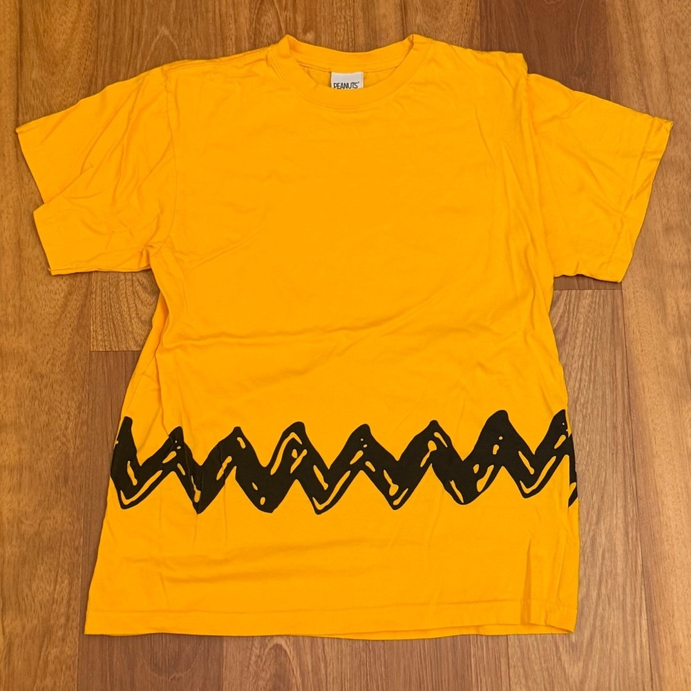 Peanuts Yellow Charlie Brown T-Shirt Men's Size Large